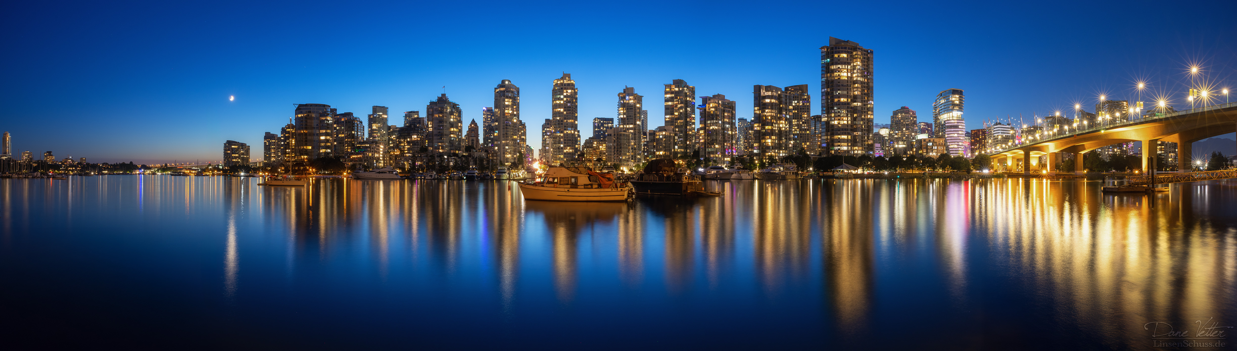 Downtown Vancouver – Skyline im Abendlicht